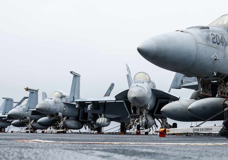 Američki F-16 napali lokacije u Siriji povezane s Iranom 