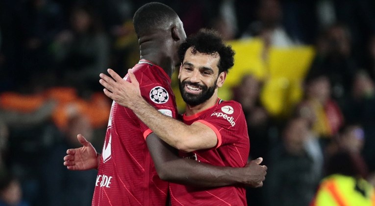 Liverpool se pobjedom izjednačio s Manchester Cityjem