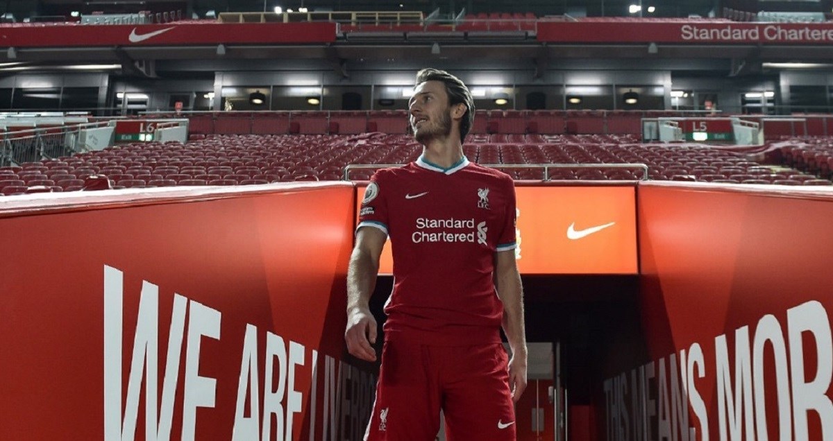 Prodavao je namještaj i stalno igrao niže lige. Kupio ga je Klopp