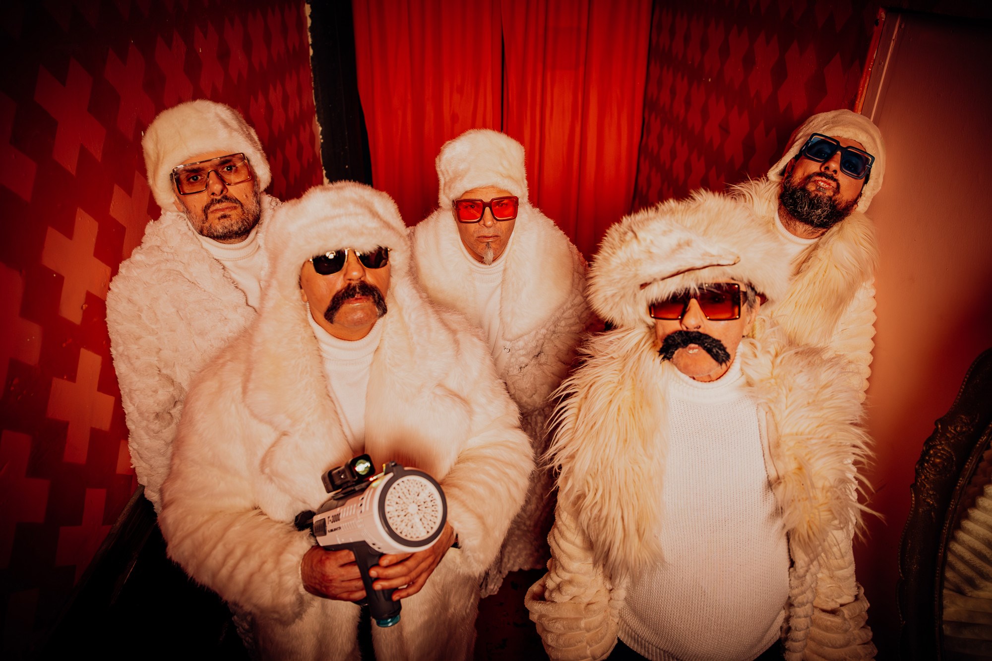 Let 3 objavio novi spot uoči AntiValentinova