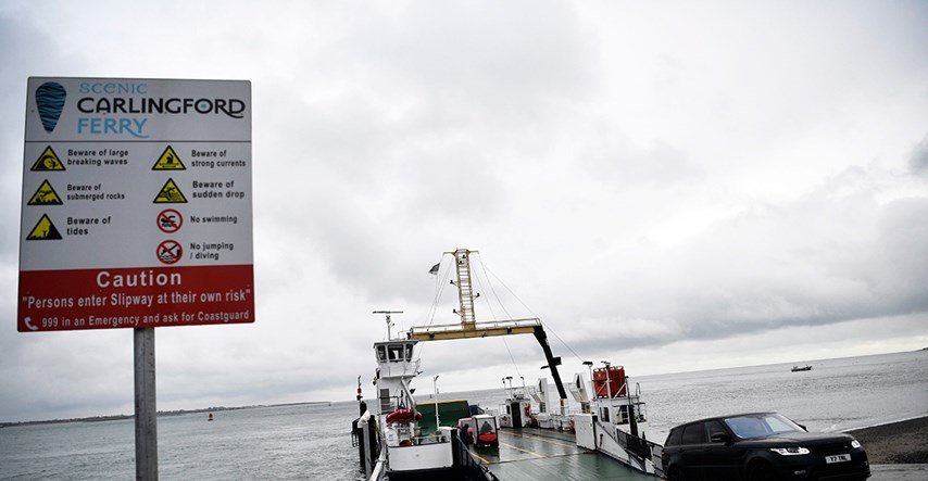 16 ilegalnih migranata nađeno u zapečaćenom kontejneru trajekta u Irskoj. Ok su