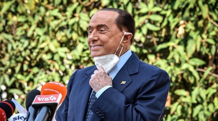 Reutersov izvor: Berlusconi je prebolio koronu