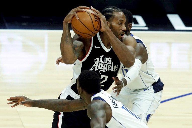 Nezaustavljivi Kawhi Leonard Clippersima donio majstoricu protiv Mavericksa