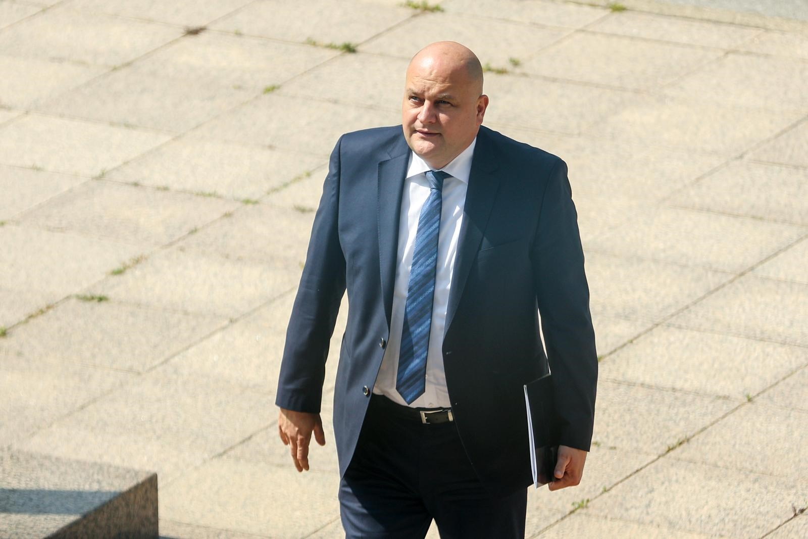 Ministar o ukidanju ograničenih cijena goriva: Neki derivati bi čak mogli pojeftiniti