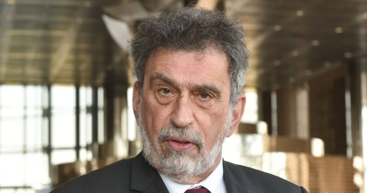 Fuchs kaže da je iznenađen time da se malo nastavnika želi cijepiti