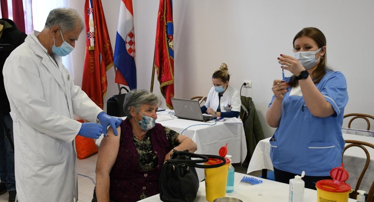 Neki liječnici daju pacijentima Andol nakon cijepljenja. HZJZ: To nismo preporučili