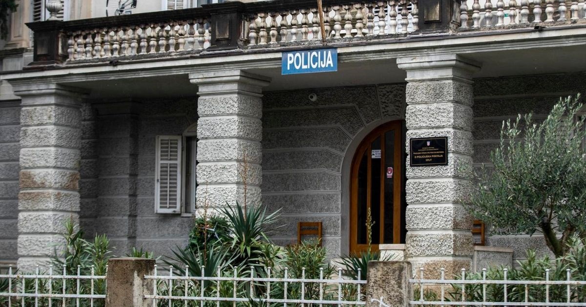 Stariji muškarac umro u policijskoj postaji u Splitu