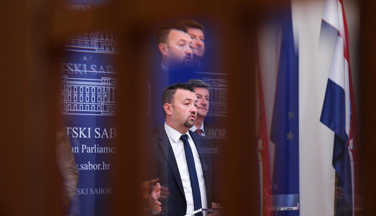 Suverenist: SDSS-ova Šimpraga nije osudila četničke incidente u Kninu