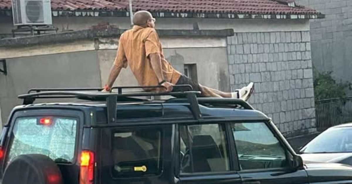 Širi se hit fotka iz Podstrane: "Stranci vole taj vjetar u kosi"