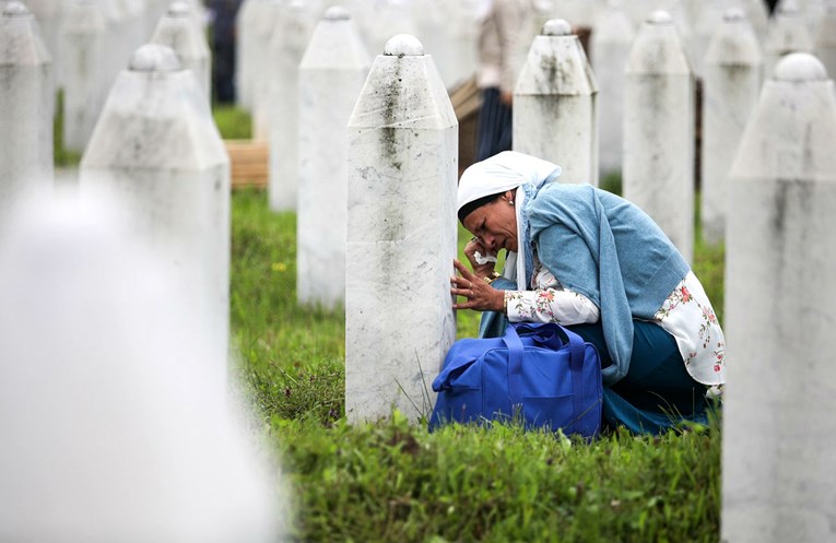 Srebrenica obilježava 24 godine od genocida, stižu tisuće ljudi