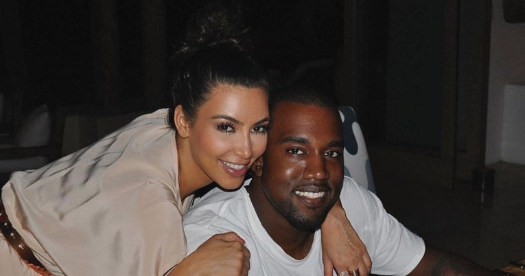 Kanye West se rasplakao na premijeri albuma dok je svirala pjesma o obitelji
