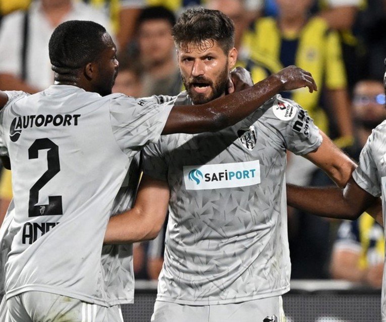 Vraća se Bruno Petković?