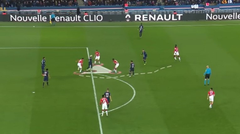 Neymar čudesnim driblingom pokazao i da je sjajan branič