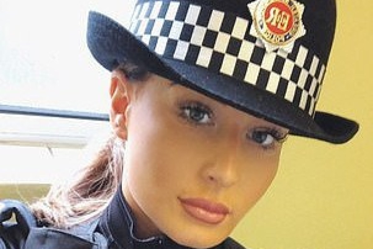 Policajka obrisala Twitter zbog ljigavih komentara muškaraca na njene fotke