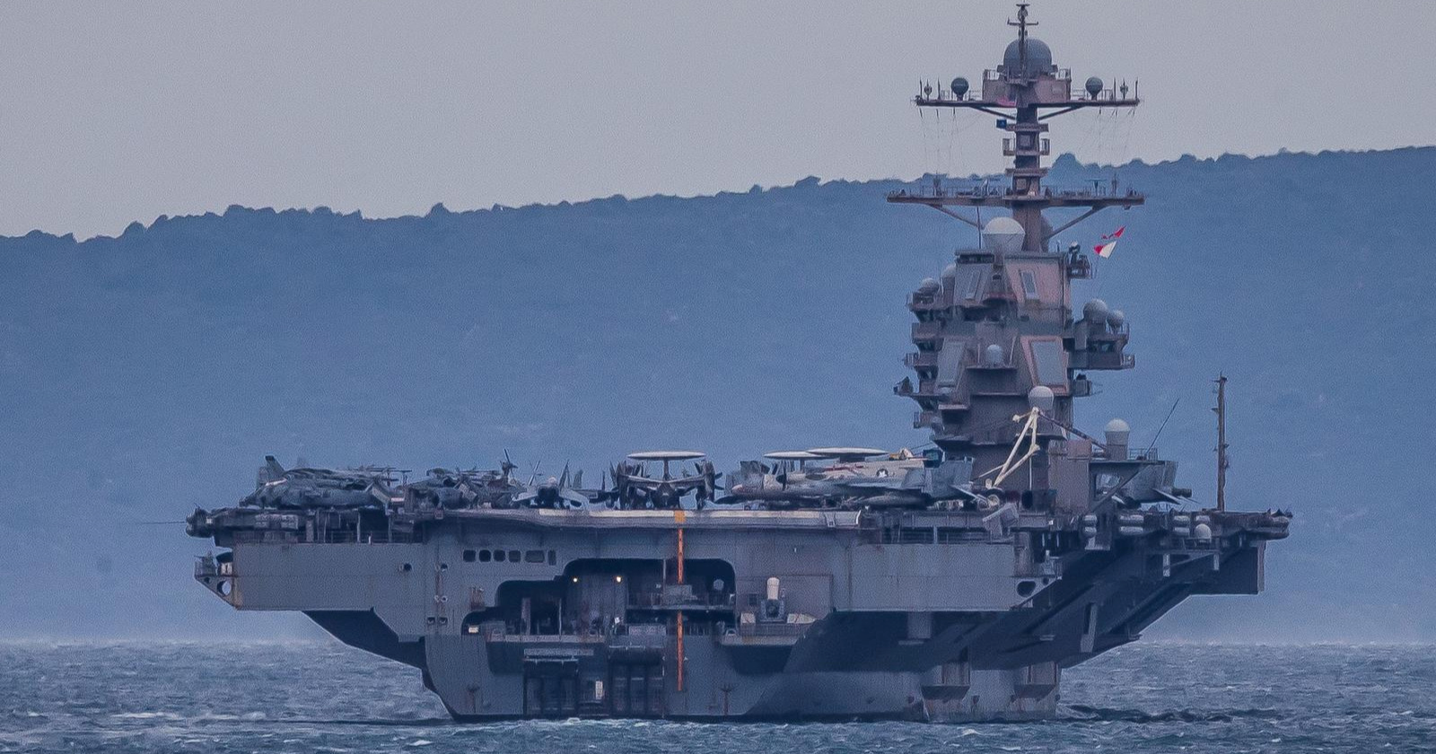 Najveći svjetski nosač aviona iz Splita ide u rat na Bliski istok