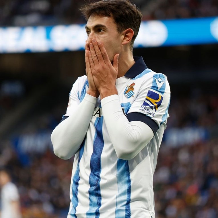 Real Madrid za 60 milijuna eura dovodi zamjenu za Modrića?