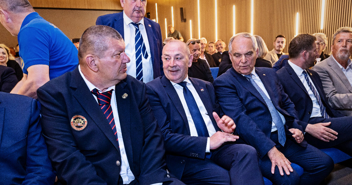 Ministar Medved najavio gradnju braniteljskog centra u Imotskom