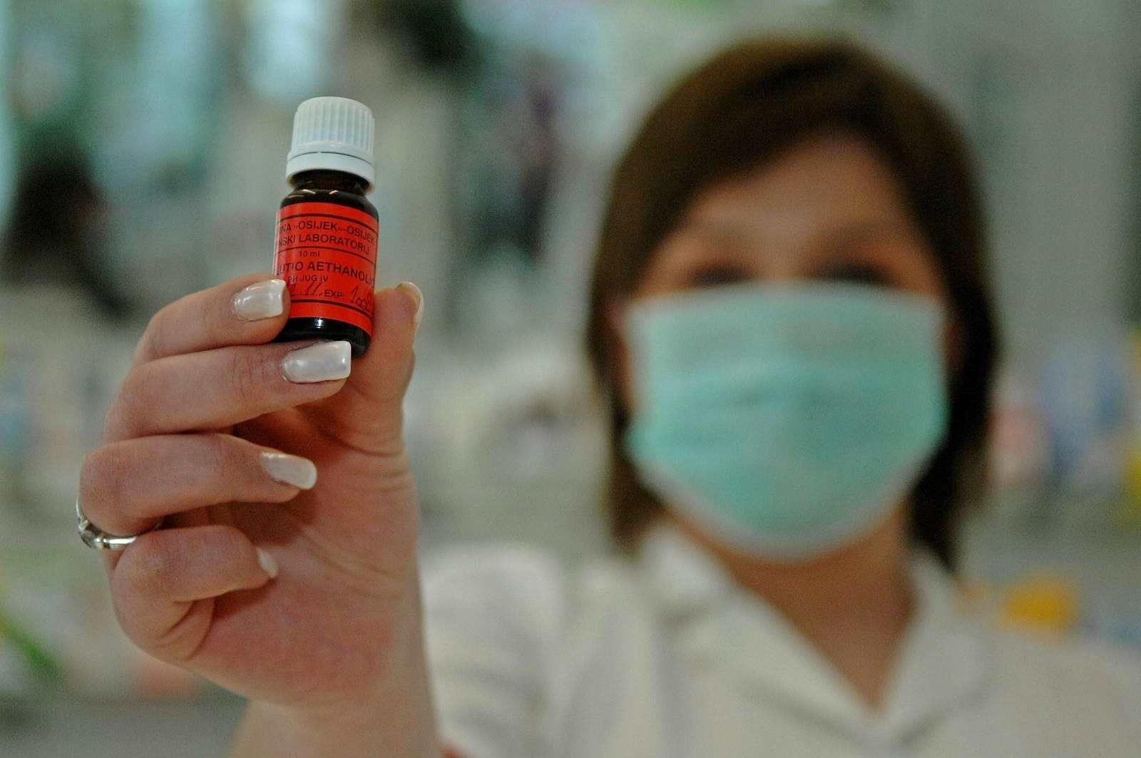 Ministarstvo zdravstva oglasilo se o jodu koji ljudi pokušavaju nabaviti zbog Putina