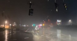 VIDEO Uragan Nicole pogodio obalu Floride, postoji opasnost od tornada