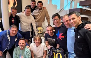Bivši igrači Dinama posjetili Modrića u Madridu: "Hvala na svemu, maestro"