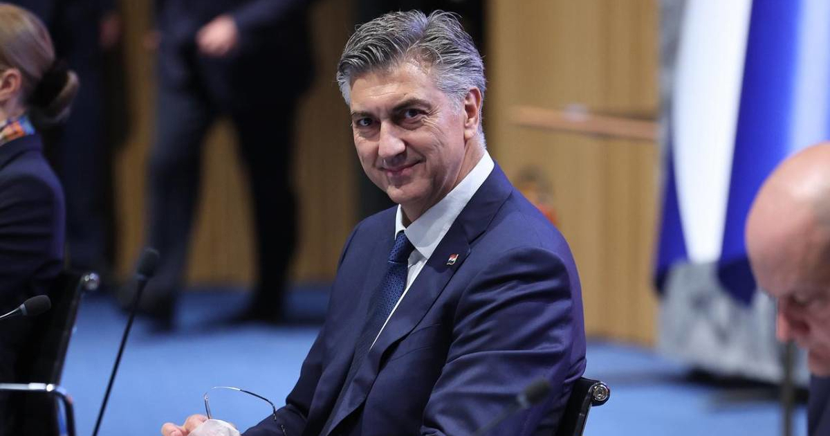 Plenković najavio povećanje naknade za novorođenčad na 800 eura