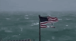 Krenule silovite oluje: Pratite uživo dolazak čudovišnog uragana u SAD