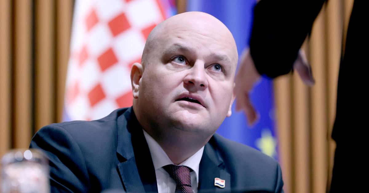 Šušnjar: Mađari moraju odlučiti kojem svijetu pripadaju