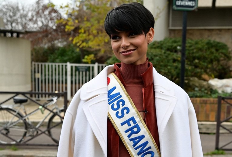 Nova Miss Francuske osvrnula se na kritike nakon izbora: Ne možete se svidjeti svima