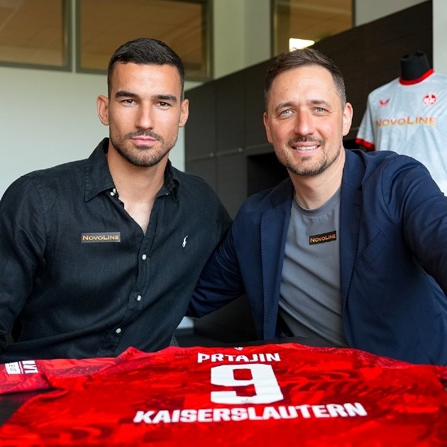 Hrvatski golgeter nakon transfera karijere proveo sezonu na klupi. Sada ima novi klub