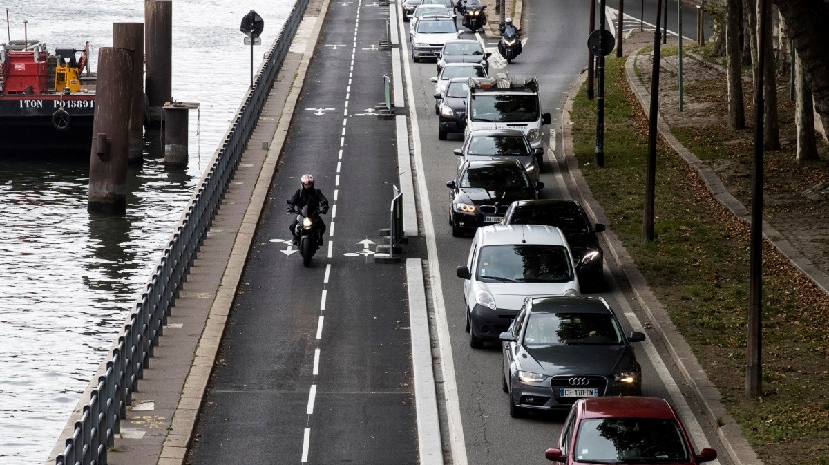 Motoristi će u Parizu od iduće godine morati plaćati parking