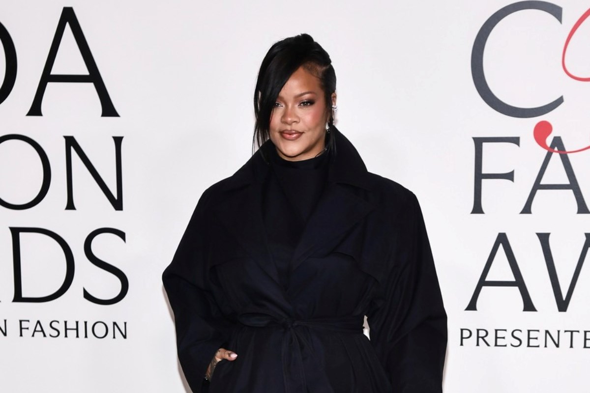 Rihanna pokazala kako crno-bijela kombinacija može izgledati moćno