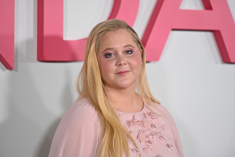 Što je Cushingov sindrom, stanje od kojeg se udebljala Amy Schumer?