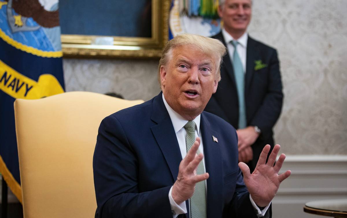 Trump kaže da bi sebi dao desetku za reakciju na pandemiju koronavirusa