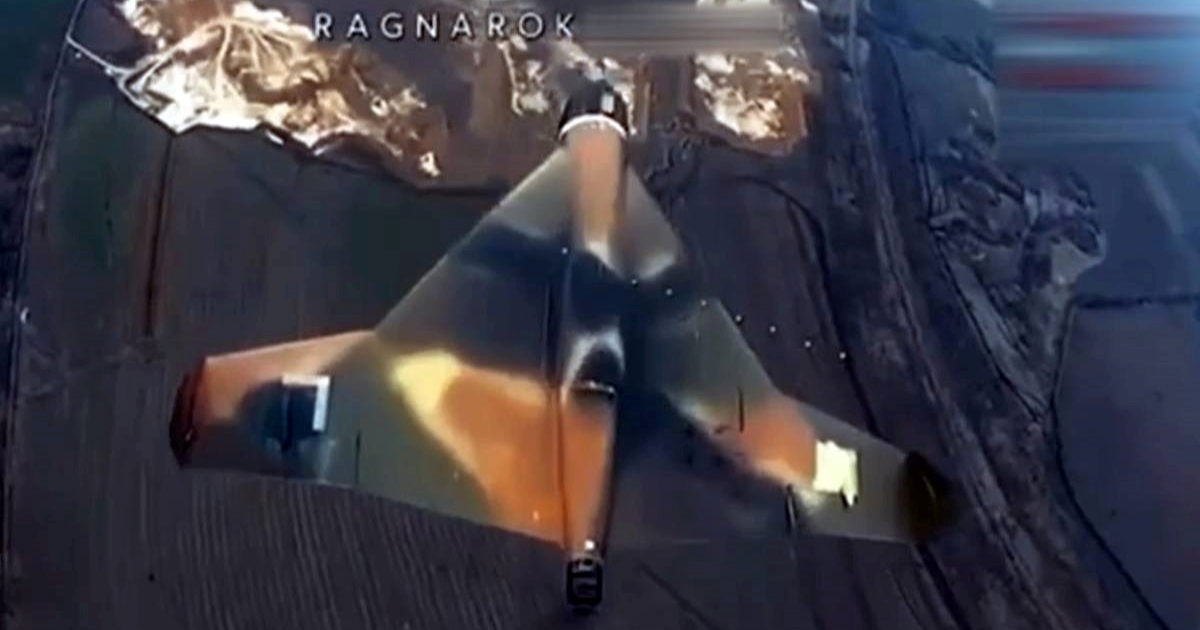 Ukrajinci objavili snimku: "Dronom smo uništili moćni ruski dron u letu"