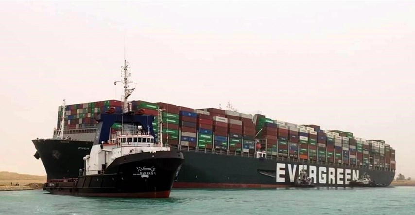 Blokada Sueskog kanala mogla bi trajati tjednima: "Ovaj brod je poput nasukanog kita"