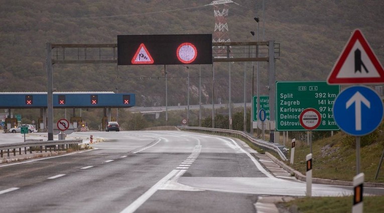 Zbog olujnog vjetra zatvoreni neki dijelovi prometnica