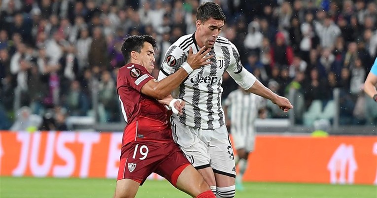 VIDEO Juventus se spasio golom u 97. minuti protiv Seville. Roma pobijedila Bayer