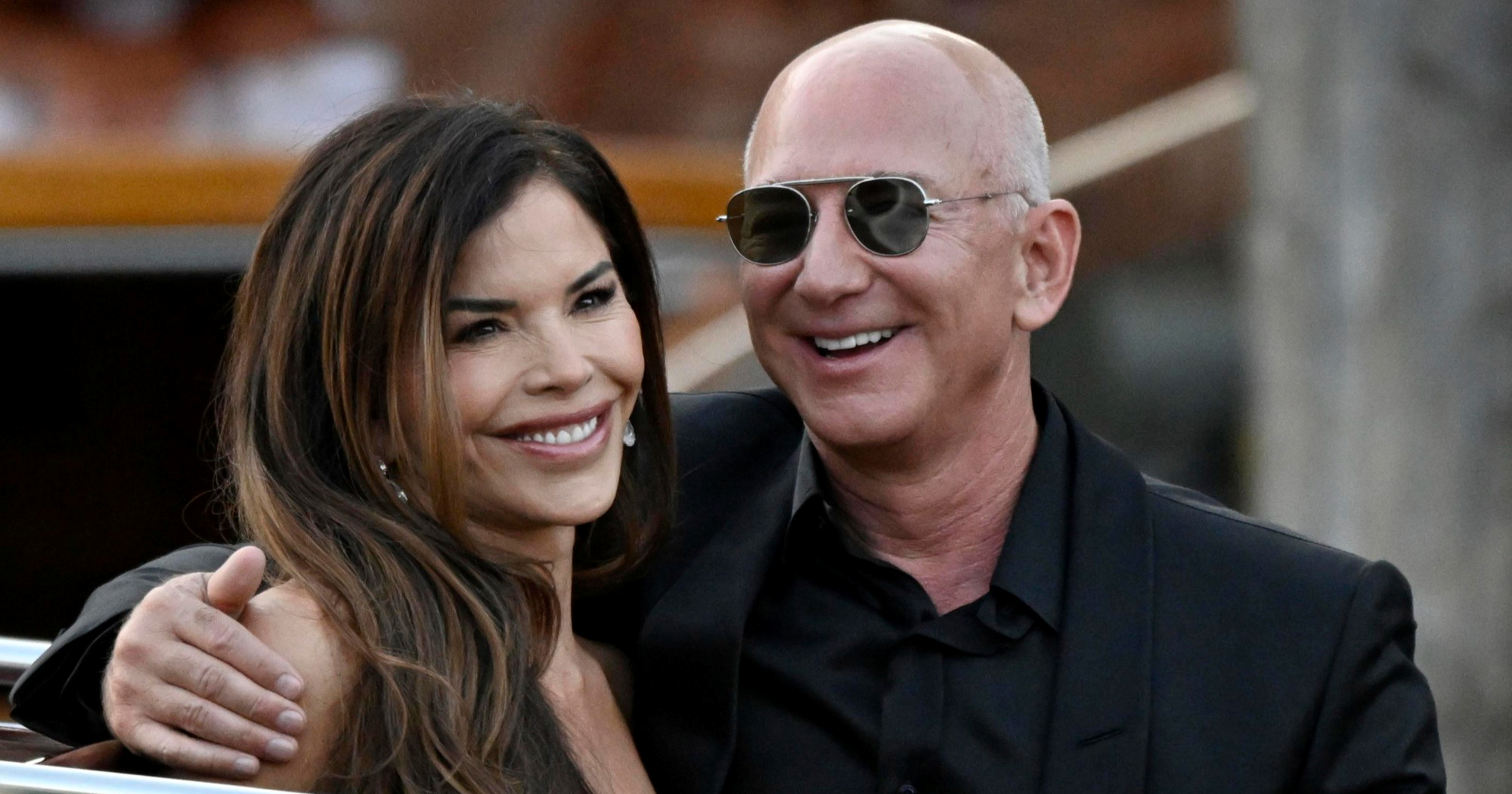 Jeff Bezos i Lauren Sánchez bit će glavni donatori za Met Galu 2026.