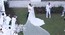 Objavljene prve fotke vjenčanice J.Lo, raskošni veo od tila ukrao pažnju