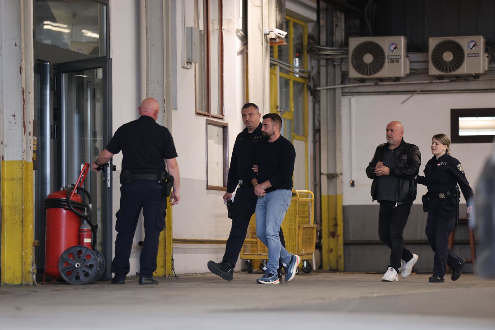 Uskok objavio priopćenje, jedan od taksista kod žene skrivao novce