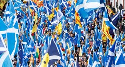 Tisuće ljudi sudjelovale u maršu za neovisnost Škotske