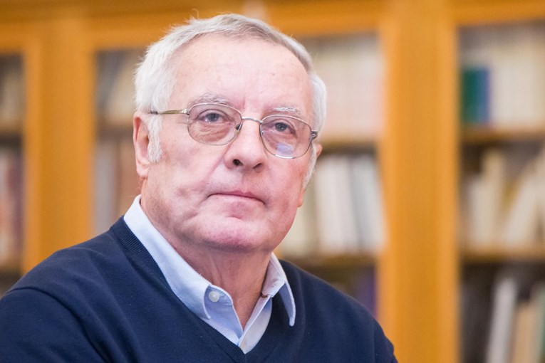 U Zagrebu umro Mladen Šutej, Hrvat koji je sam u jedrilici preplovio Atlantik