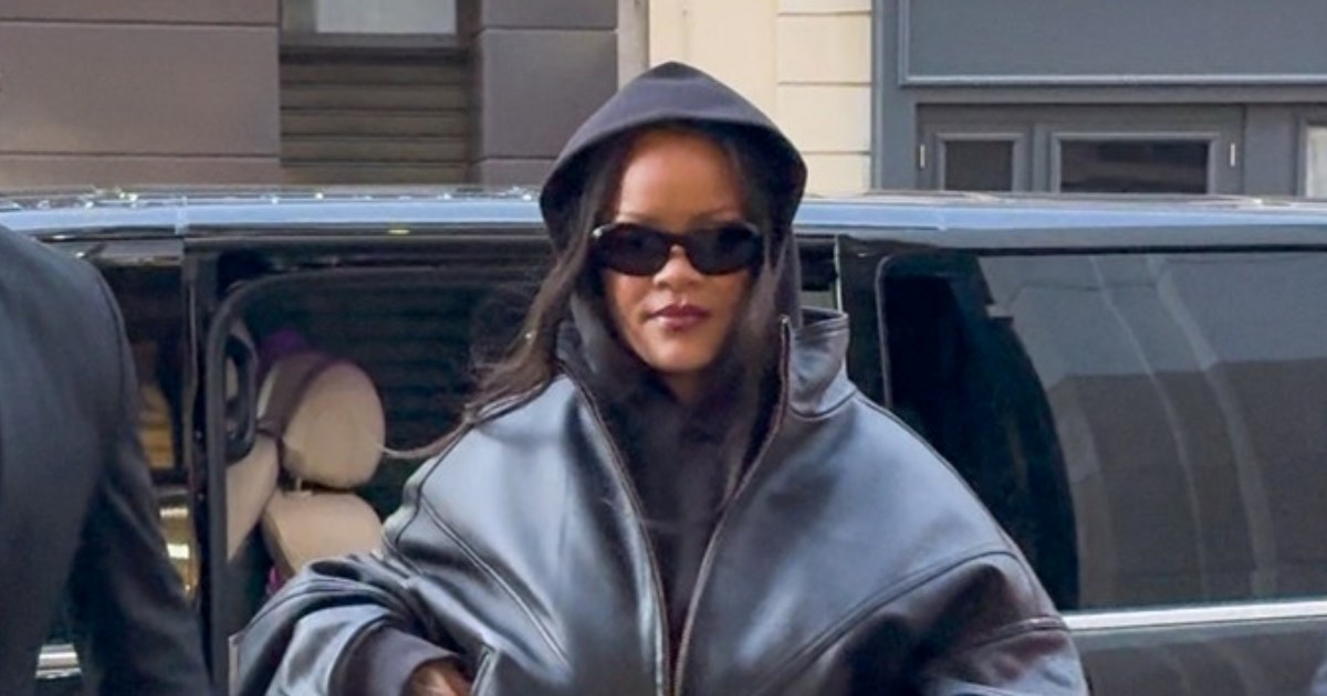 Rihanna u Parizu spaja tajice i najpoželjnije cipele sezone