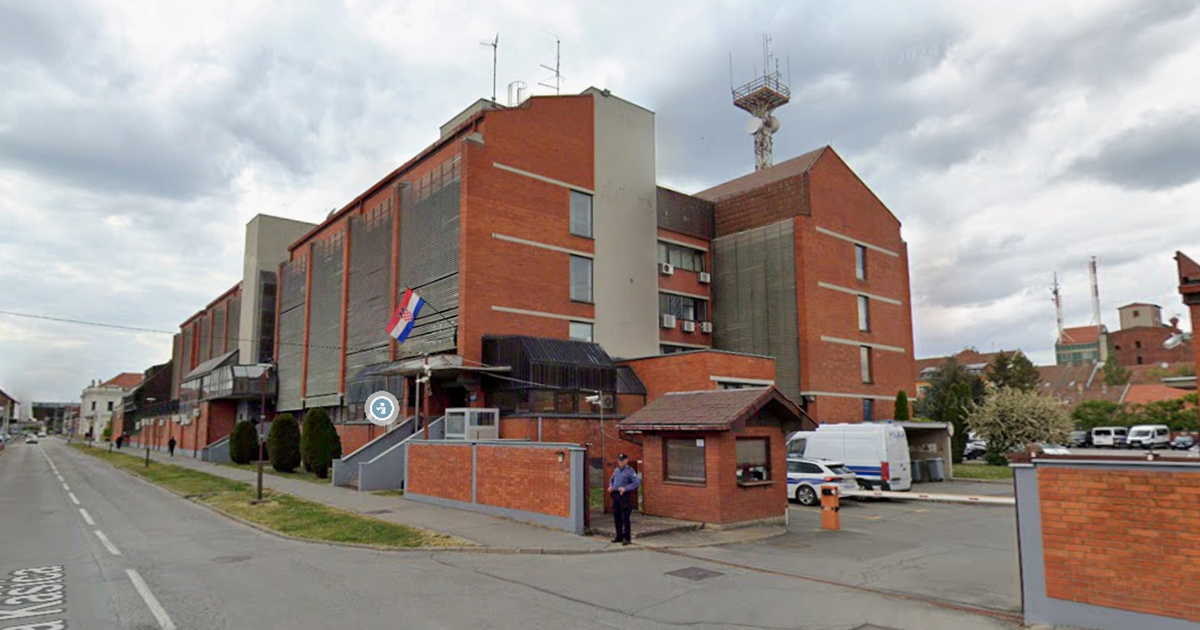 Sjekirom razbijao vjerske spomenike i mrtvačnicu kod Osijeka. Uhićen 50-godišnjak