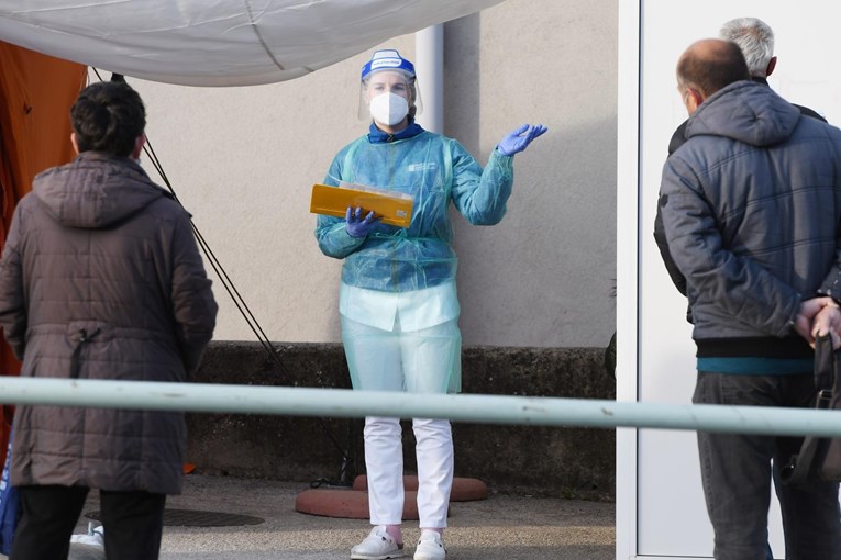 Stožer: Imamo 835 novih slučajeva, 15 umrlih