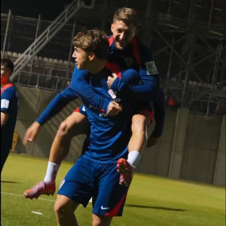 VIDEO HNS objavio hit-potez Vuškovića s treninga reprezentacije. Snimka je viralna