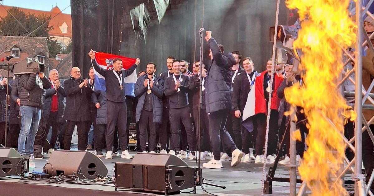 Srebrni rukometaši popeli su se na pozornicu