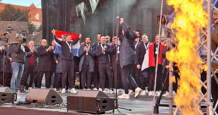 Srebrni rukometaši popeli su se na pozornicu