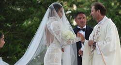 Ana Gruica i Boran Uglešić crkveno su se vjenčali, objavljene su prve fotografije