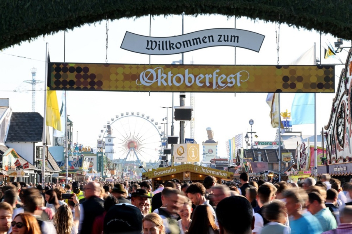 Srbin uhićen na Oktoberfestu zbog seksualnog uznemiravanja Hrvatice